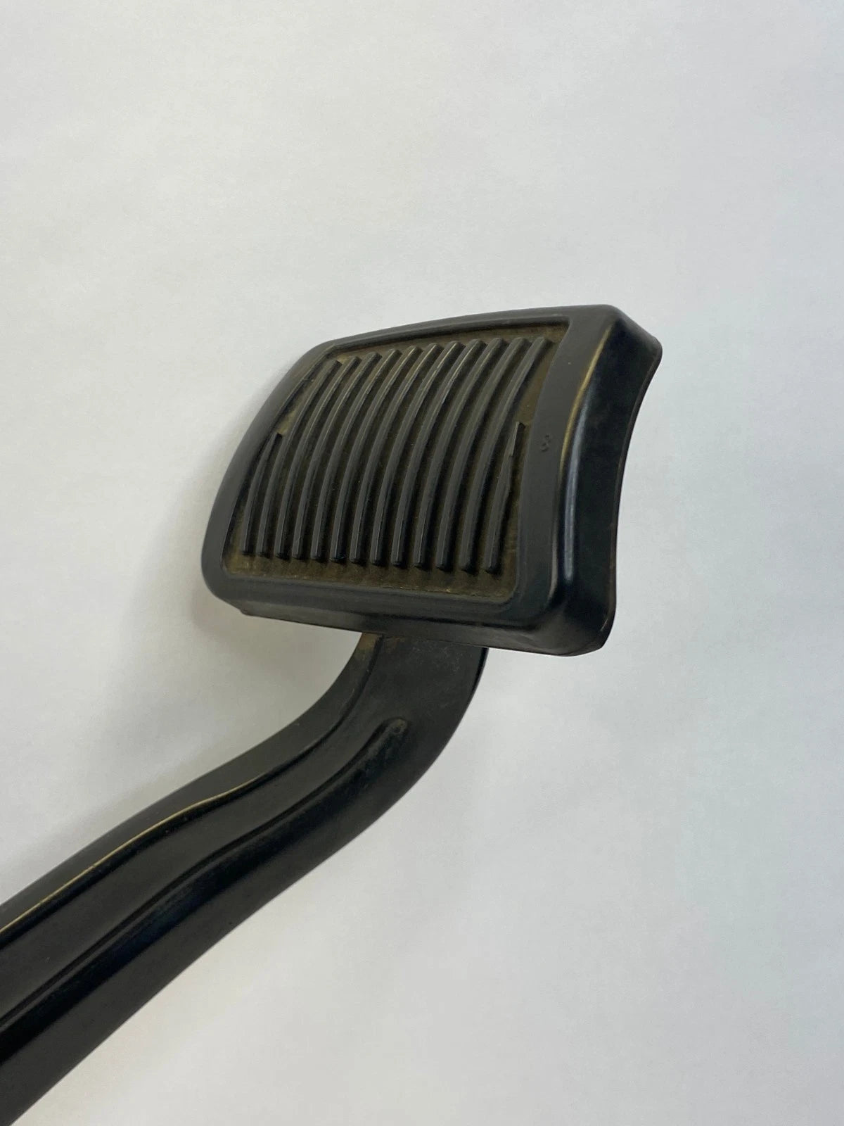2014-2019 KIA SOUL AUTOMATIC TRANSMISSION BRAKE PEDAL LEVER ASSEMBLY OEM FACTORY