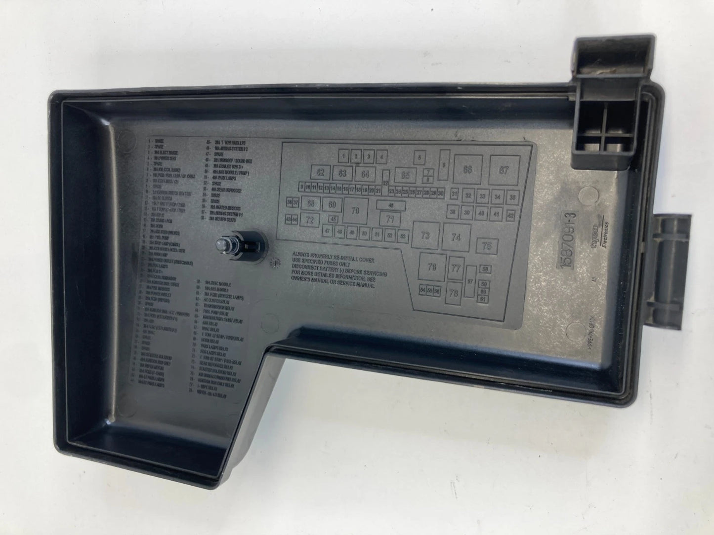 07 08 09 10 11 DODGE DAKOTA 4.7L V8 ENGINE FUSE BOX ACCESS DOOR LID COVER OEM