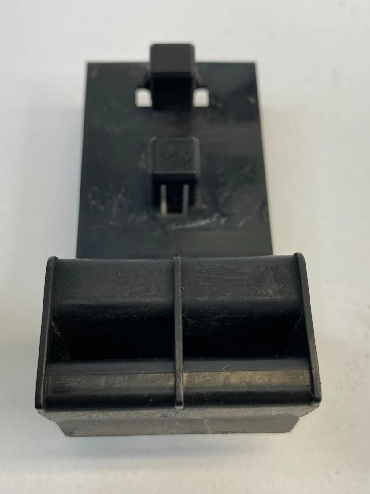 2003-2007 NISSAN MURANO FRONT BUMPER SIDE SUPPORT CLIP BRACKET OEM