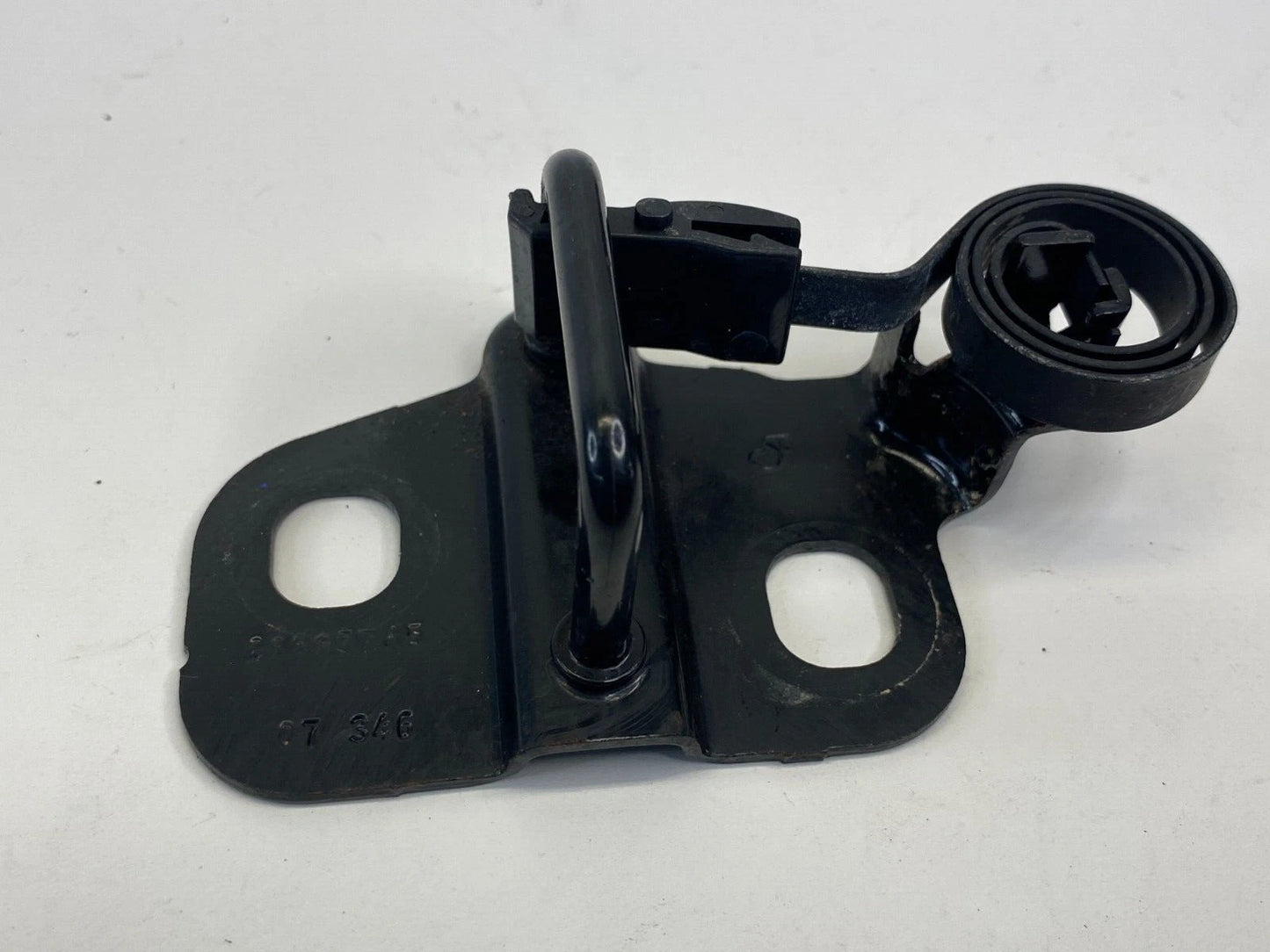 05-08 PONTIAC G6 07-08 G5 REAR BACK LIFTGATE TRUNK LATCH STRIKER 22697745 OEM