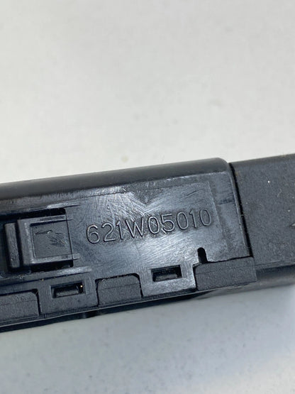 2008-2014 KIA SEDONA ESC OFF STABILITY CONTROL SWITCH BUTTON 621W05010 OEM