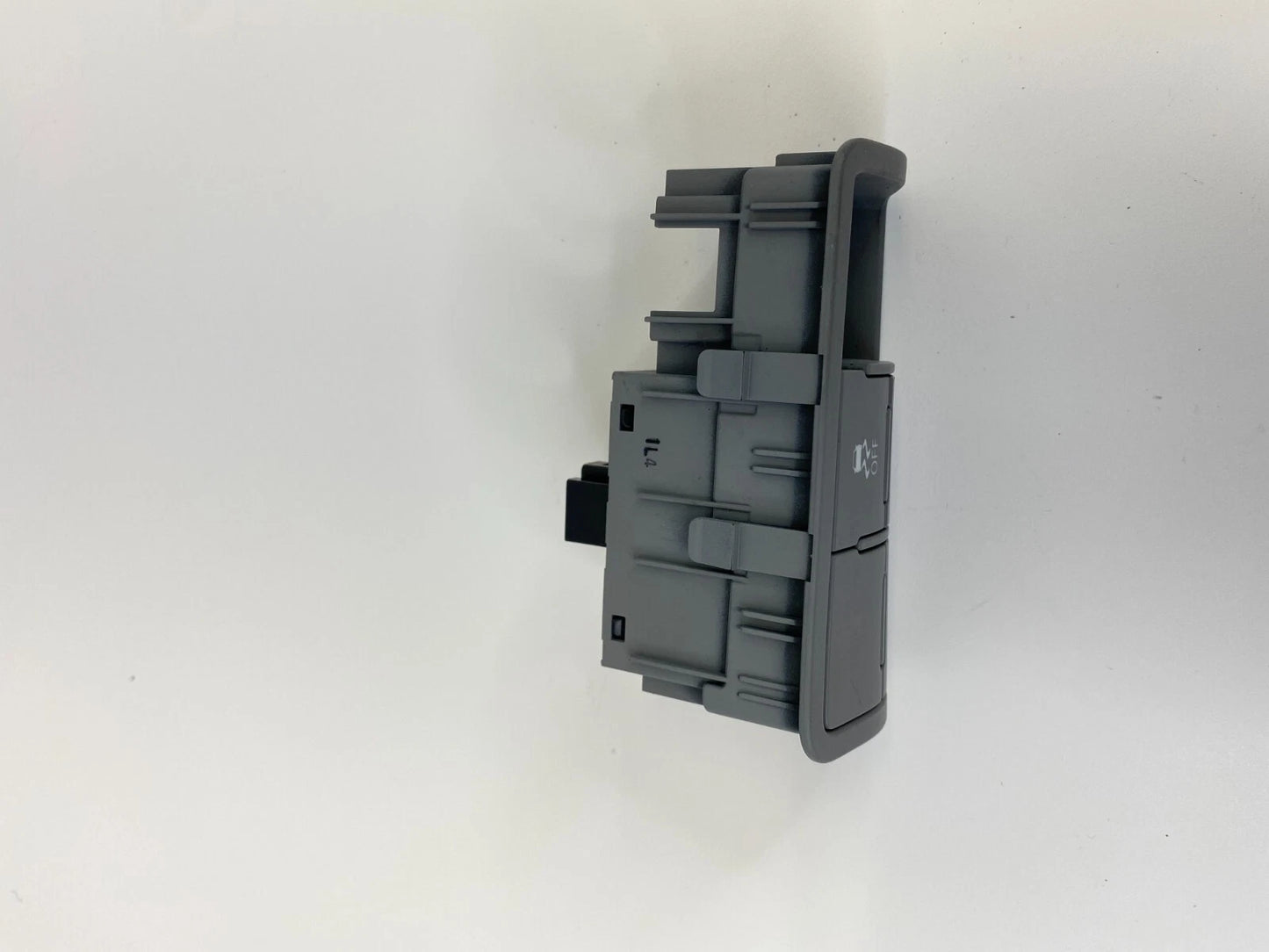 2012-2017 HYUNDAI ACCENT ACTIVE ECO TRACTION CONTROL SWITCH TRIM OEM 3AK1RK-1710
