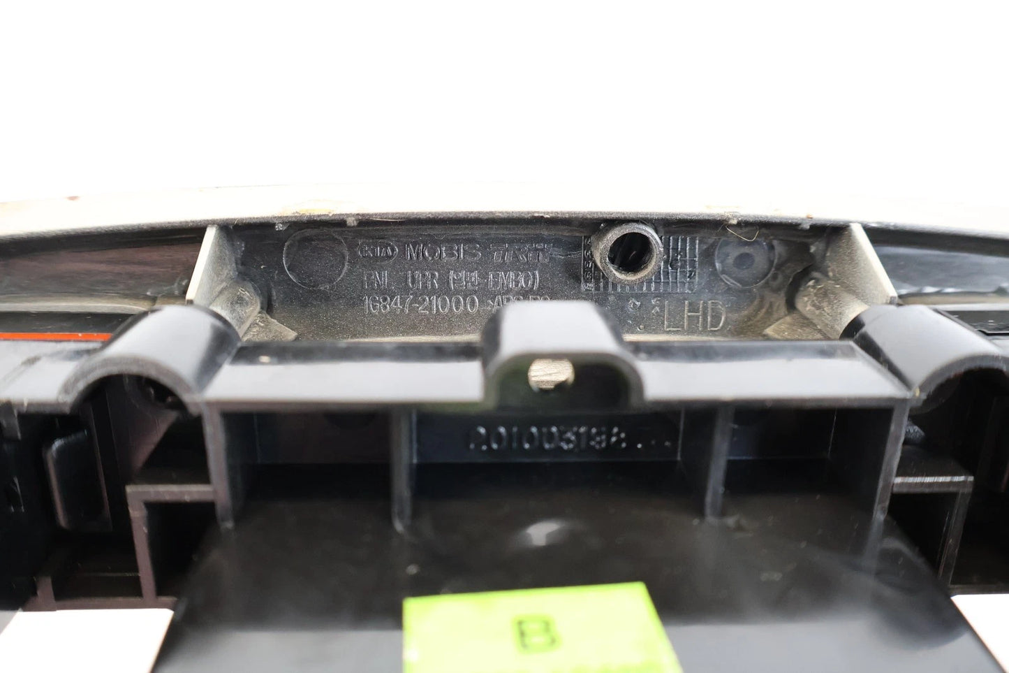 2006-2011 KIA RIO CENTER DASH RADIO TRIM BEZEL PANEL A/C OEM FACTORY 1G847-21000