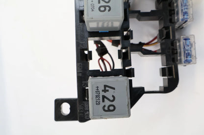 1998-2010 NEW BEETLE 2.5L AT DASH INTERIOR CABIN FUSE BOX BRACKET PANEL OEM