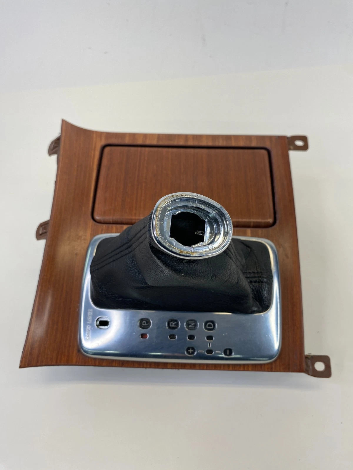 2006-2008 INFINITI M35 AUTO TRANS CENTER CONSOLE SHIFT SHIFTER BOOT & BEZEL WOOD