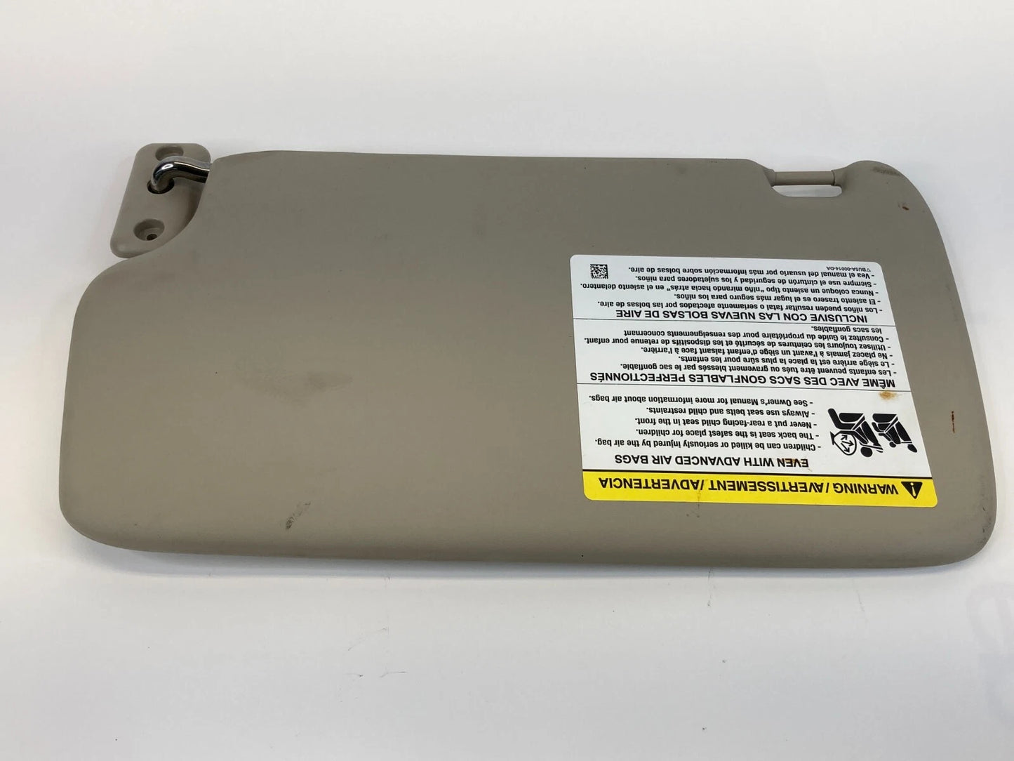 2014-2019 FORD FIESTA SEDAN FRONT RIGHT PASSENGER SIDE SUNVISOR SUN VISOR SHADE