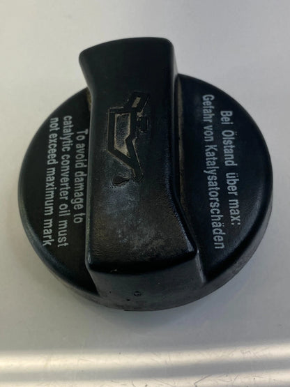 1998-2014 98-14 VOLKSWAGEN BEETLE ENGINE OIL FILLER FILL PLASTIC BLACK CAP OEM