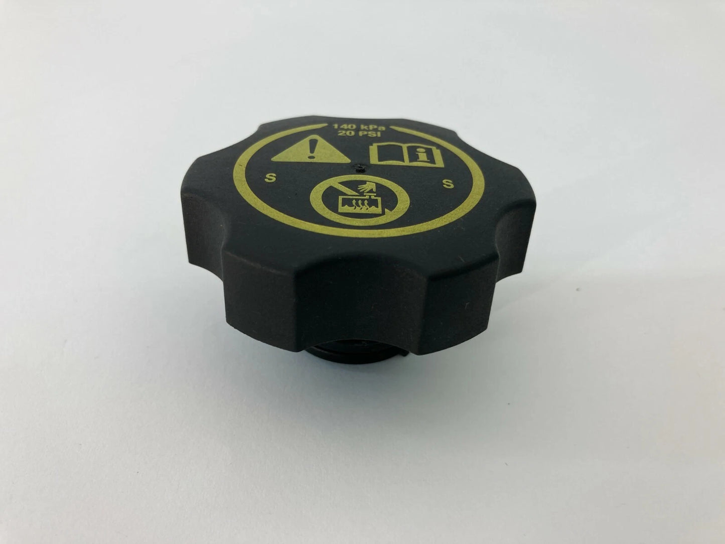 2012-2020 CHEVY IMPALA 2007-2014 TAHOE ENGINE COOLANT RADIATOR RESERVOIR CAP LID