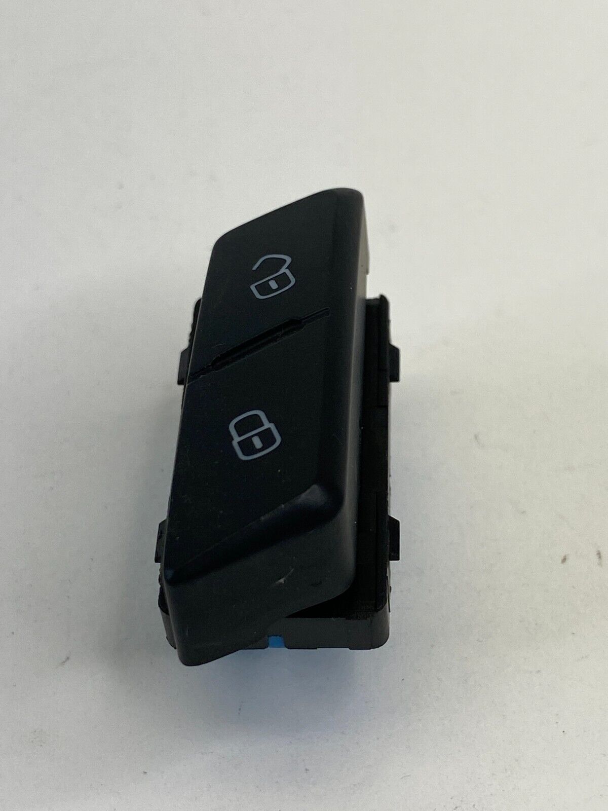 2012-2015 Volkswagen Passat Rear Left Side Door Lock Switch 561-962-135-A OEM