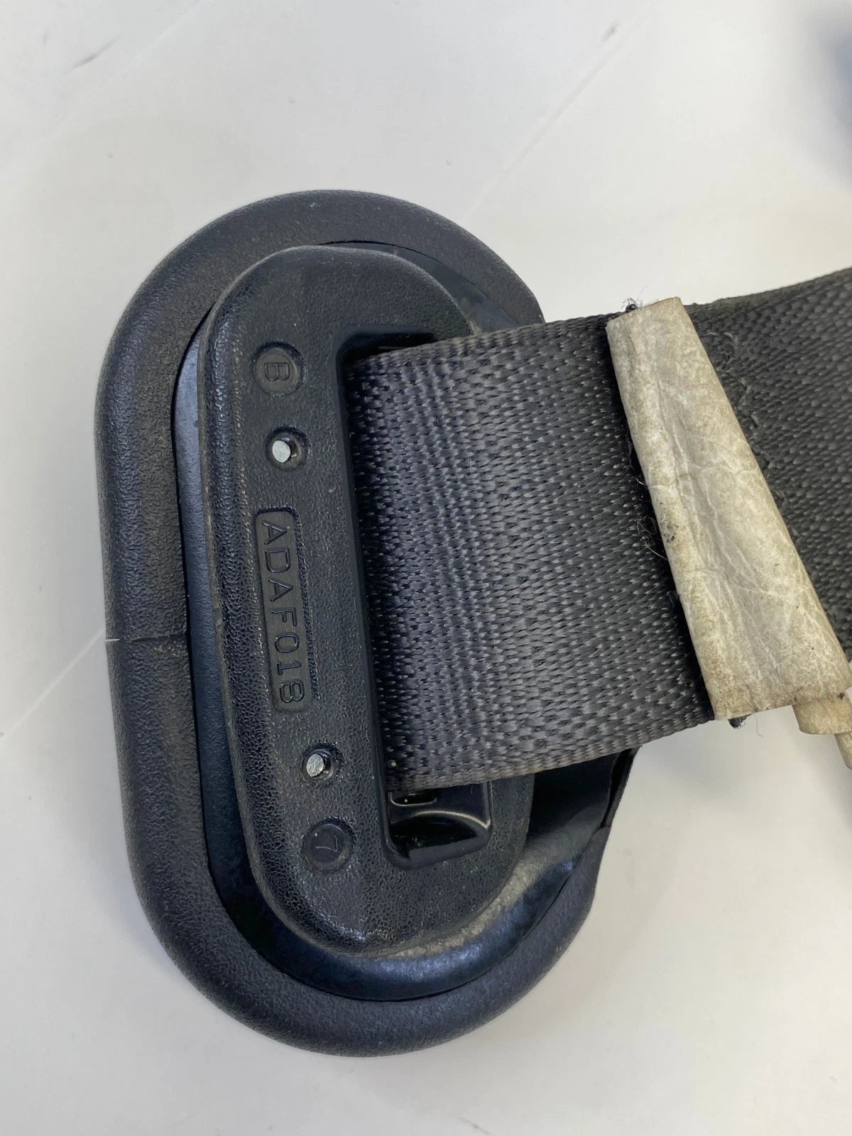 2006-2011 CHEVROLET HHR PASSENGER FRONT RIGHT SEAT BELT RETRACTOR OEM FACTORY