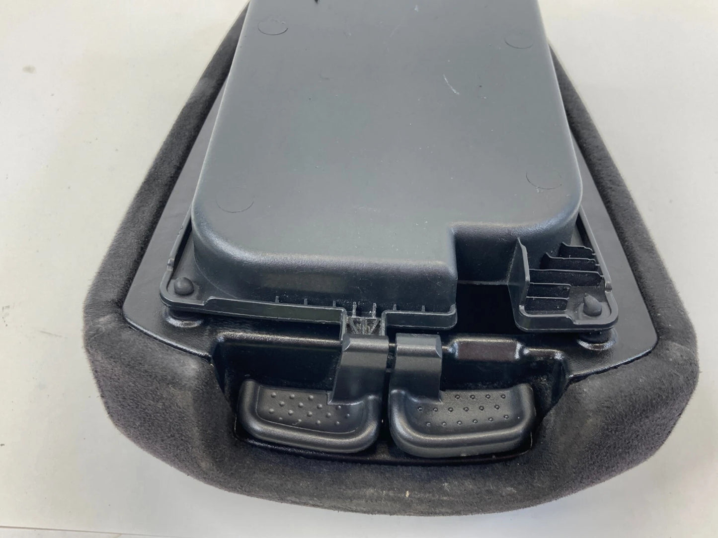 2013 13 NISSAN ALTIMA SEDAN CENTER CONSOLE ARM REST ARMREST LID COMPARTMENT OEM