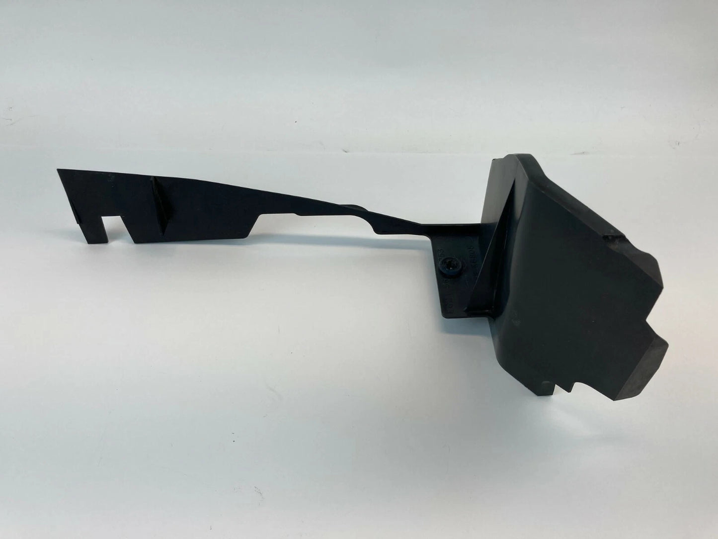 07-09 MAZDA CX-7 CX7 LEFT DRIVER SIDE RADIATOR SUPPORT SEAL PLATE EG2156253 OEM