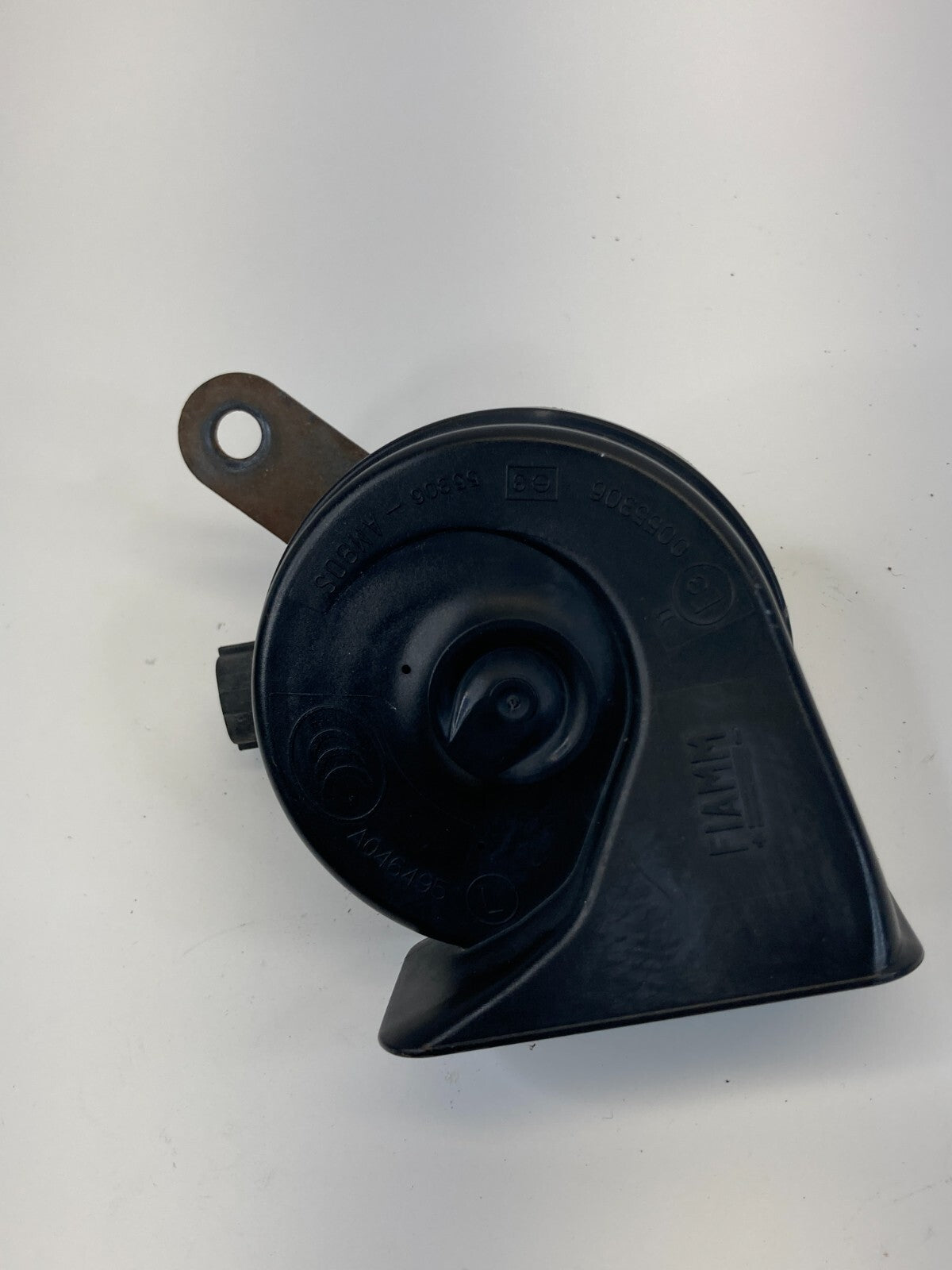 2011 2012 2013 Kia Sorento Low Note Horn Tone Signal Alarm Siren E3-0055306 OEM