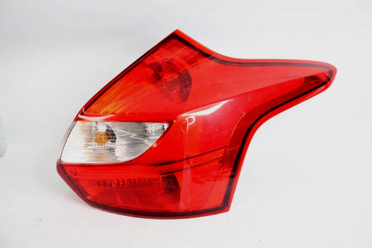 2012-2014 FORD FOCUS HATCHBACK REAR RIGHT PASSEGER SIDE TAILLIGHT TAIL LAMP ASSY