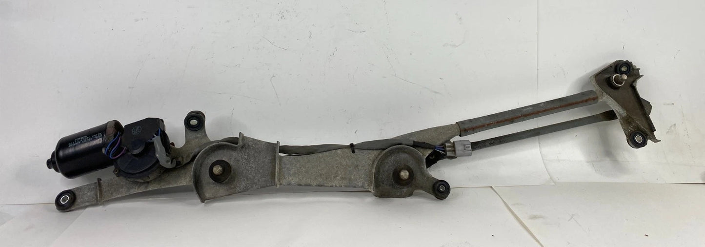 04-09 TOYOTA PRIUS FRONT WINDSHIELD WIPER MOTOR & LINKAGE ASSEMBLY 85110-47060