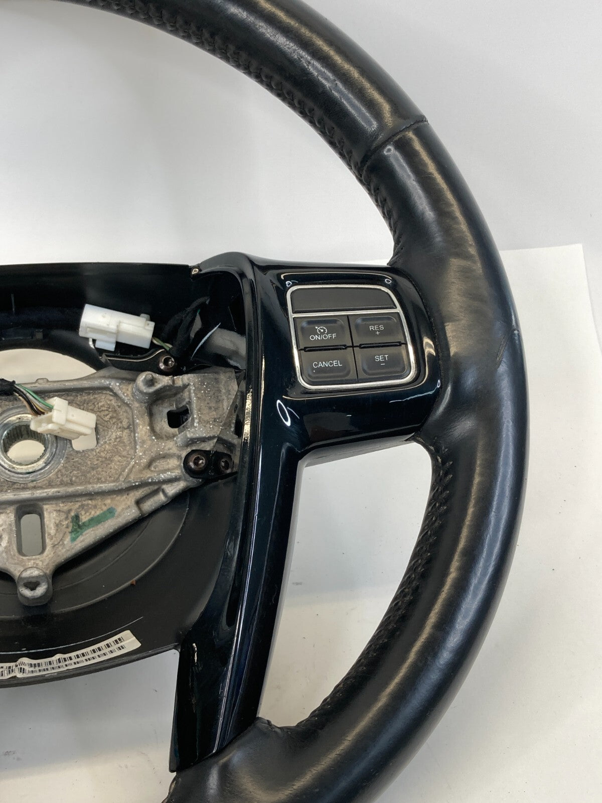2011 2012 Chrysler Town & Country Steering Wheel W/ Cruise Control Switch OEM