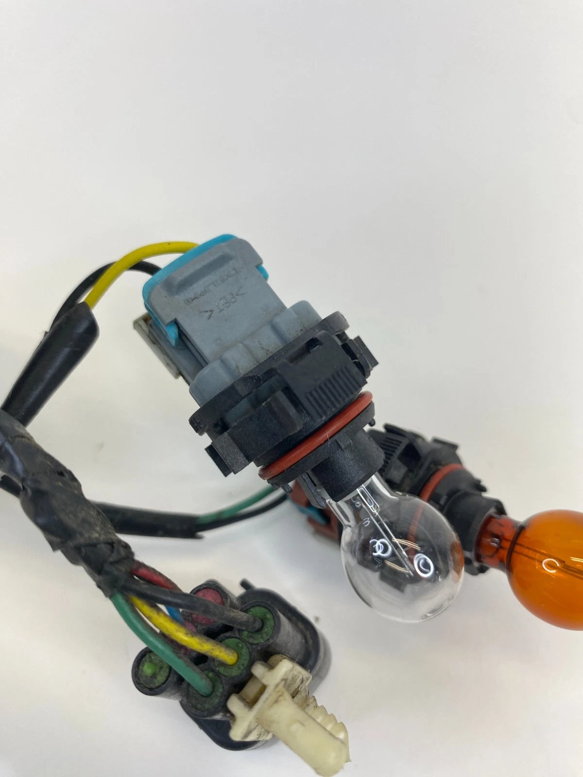 2009-2011 JAGUAR XF REAR LEFT TAIL LIGHT LAMP TAILLIGHT SOCKET WIRE HARNESS OEM