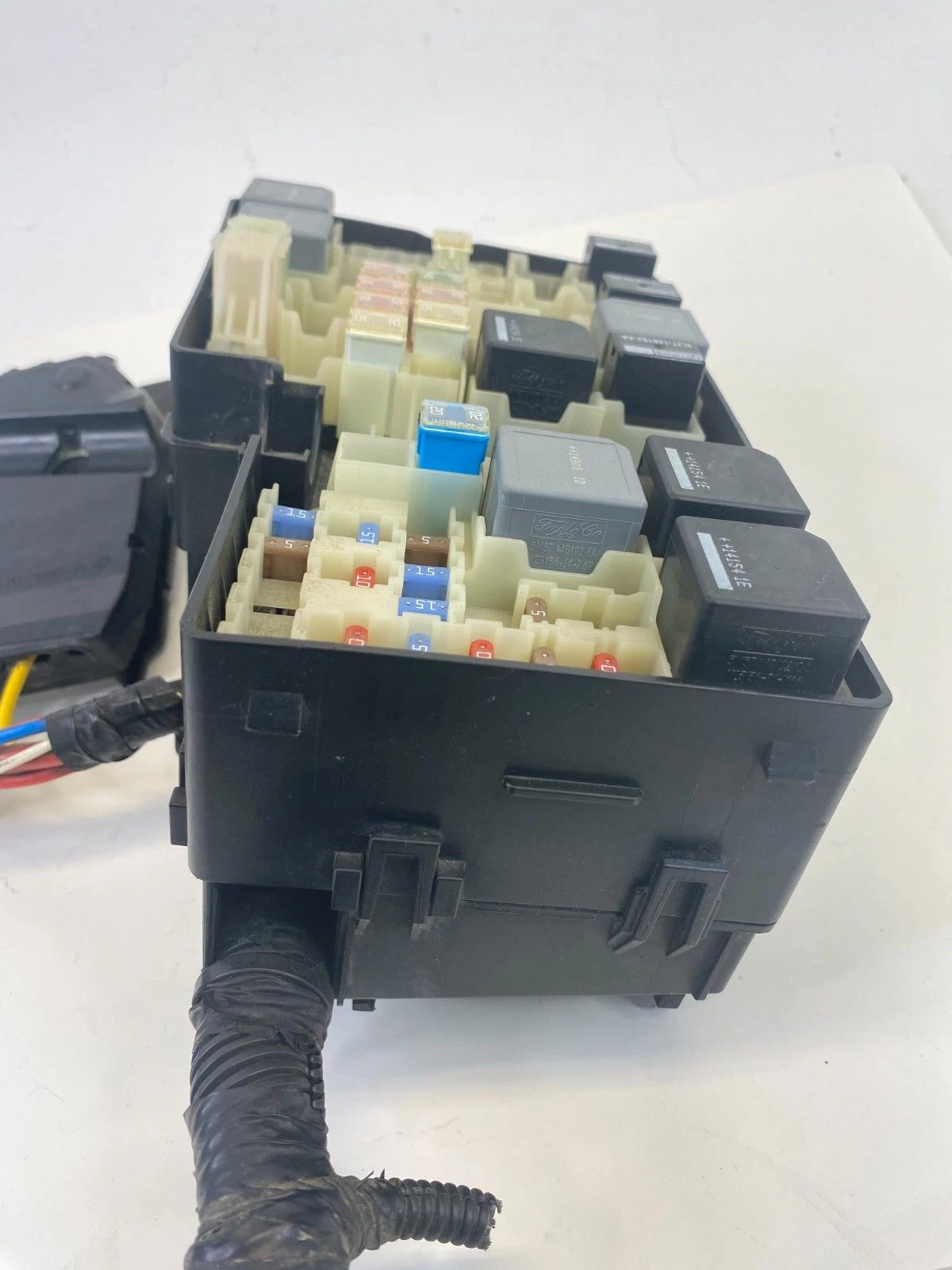 2014 FORD FOCUS 2.0L A/T POWER DISTRIBUTION FUSEBOX BATTERY DM5T-14K733-AC2