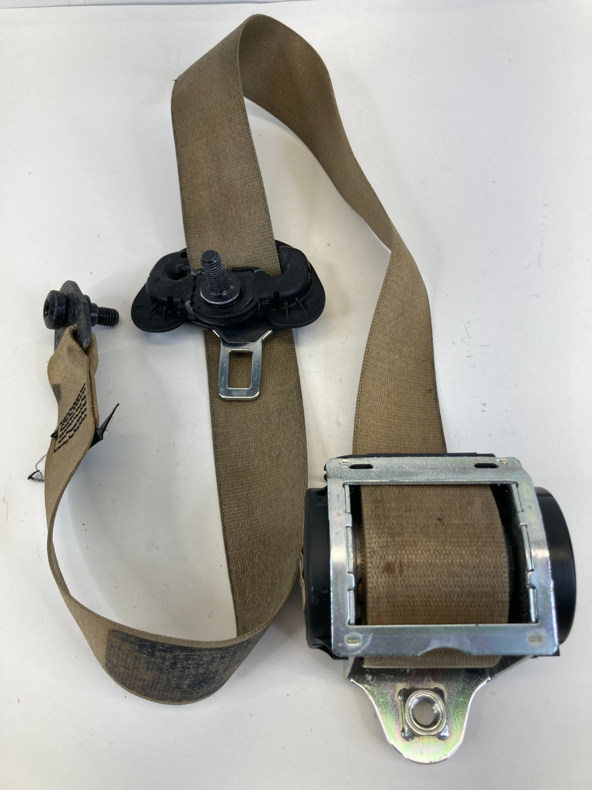 2004-2007 BMW 525i 530i Front Left Driver Side Seat Belt Retractor 601629800D