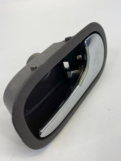 2010-2012 CHEVY MALIBU REAR RIGHT BACK SIDE DOOR INNER HANDLE 15264359