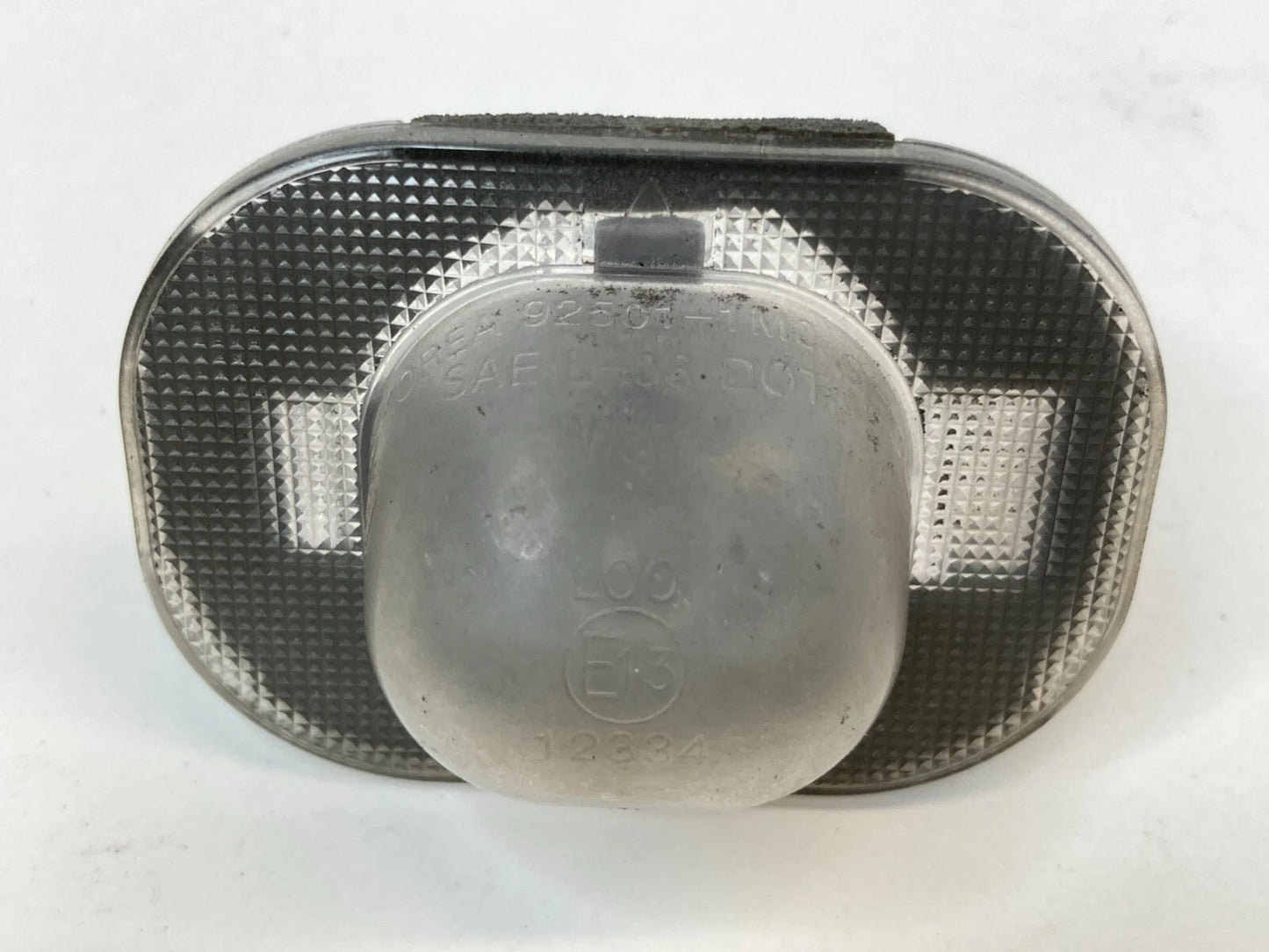 12-17 HYUNDAI ACCENT SDN BACK REAR TRUNK LID LICENSE PLATE LIGHT LAMP LENS OEM