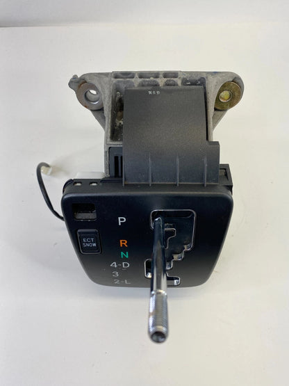 2004-2006 LEXUS RX330 07-09 RX350 AUTOMATIC TRANSMISSION SHIFTER LEVER ASSEMBLY