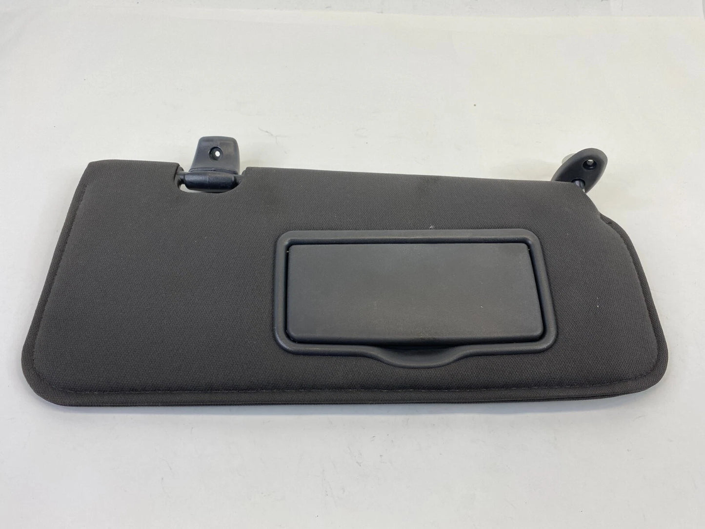 2008 FORD ESCAPE RIGHT PASSENGER SUNVISOR SUN VISOR W ILLUMINATION OEM