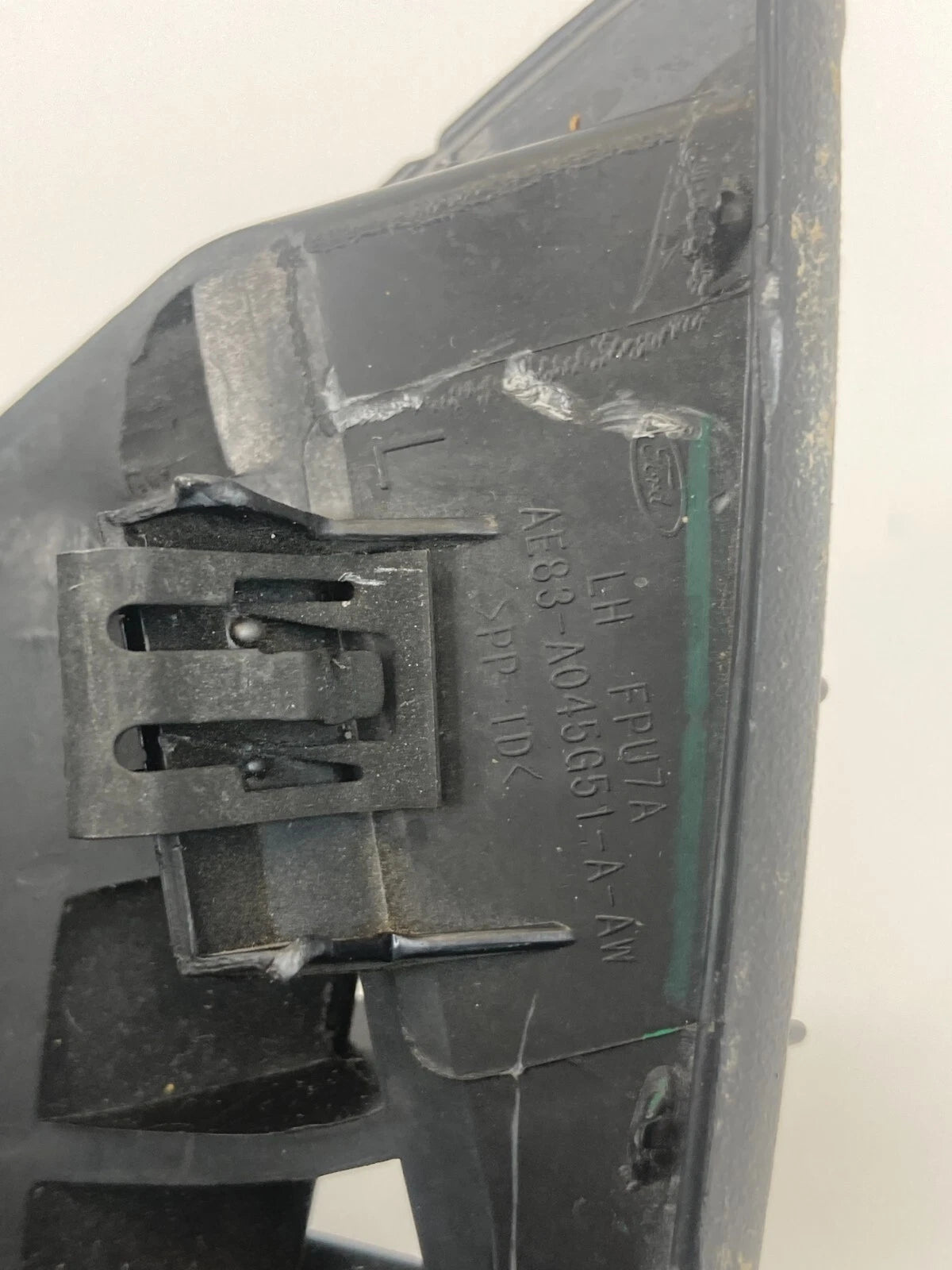 2011-2019 FORD FIESTA DASH LEFT SIDE A/C AIR VENT DEFROSTER GRILLE AE83-A045G51