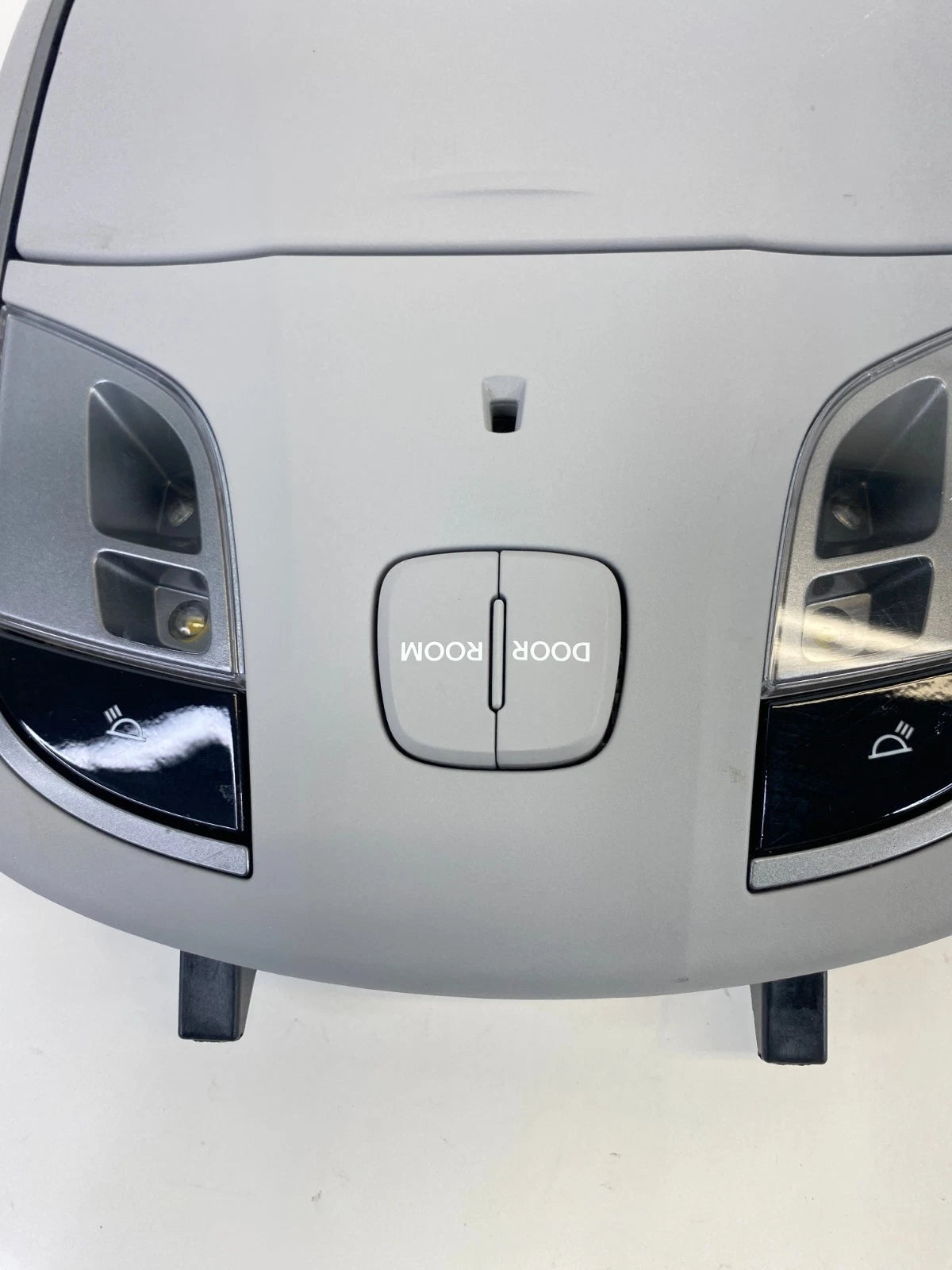 2011-2015 Hyundai Sonata Overhead Console Dome Map Light Lamp Assembly OEM
