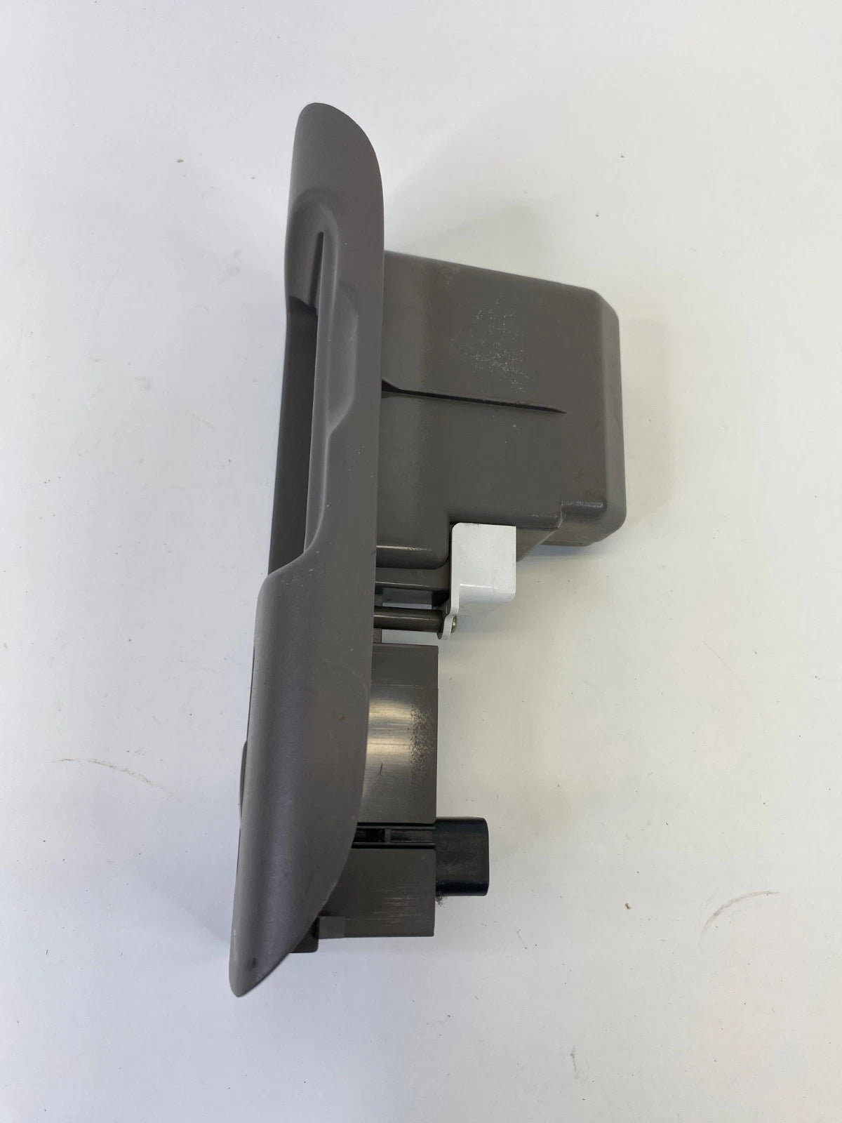 98-05 LEXUS GS300 REAR LEFT SIDE DOOR POWER WINDOW CONTROL SWITCH W/ BEZEL OEM