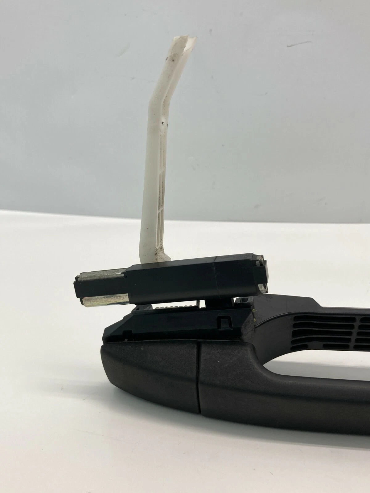 2008-2014 SUBARU IMPREZA WAGON REAR RIGHT SIDE OUTER EXTERIOR DOOR HANDLE OEM