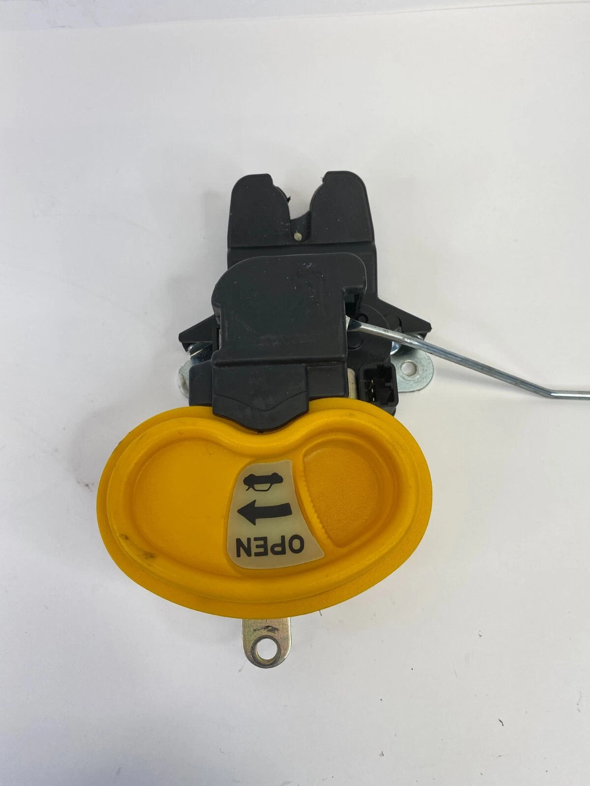 2006-2010 HYUNDAI ELANTRA SEDAN REAR TRUNK LID LOCK LATCH ACTUATOR RELEASE OEM