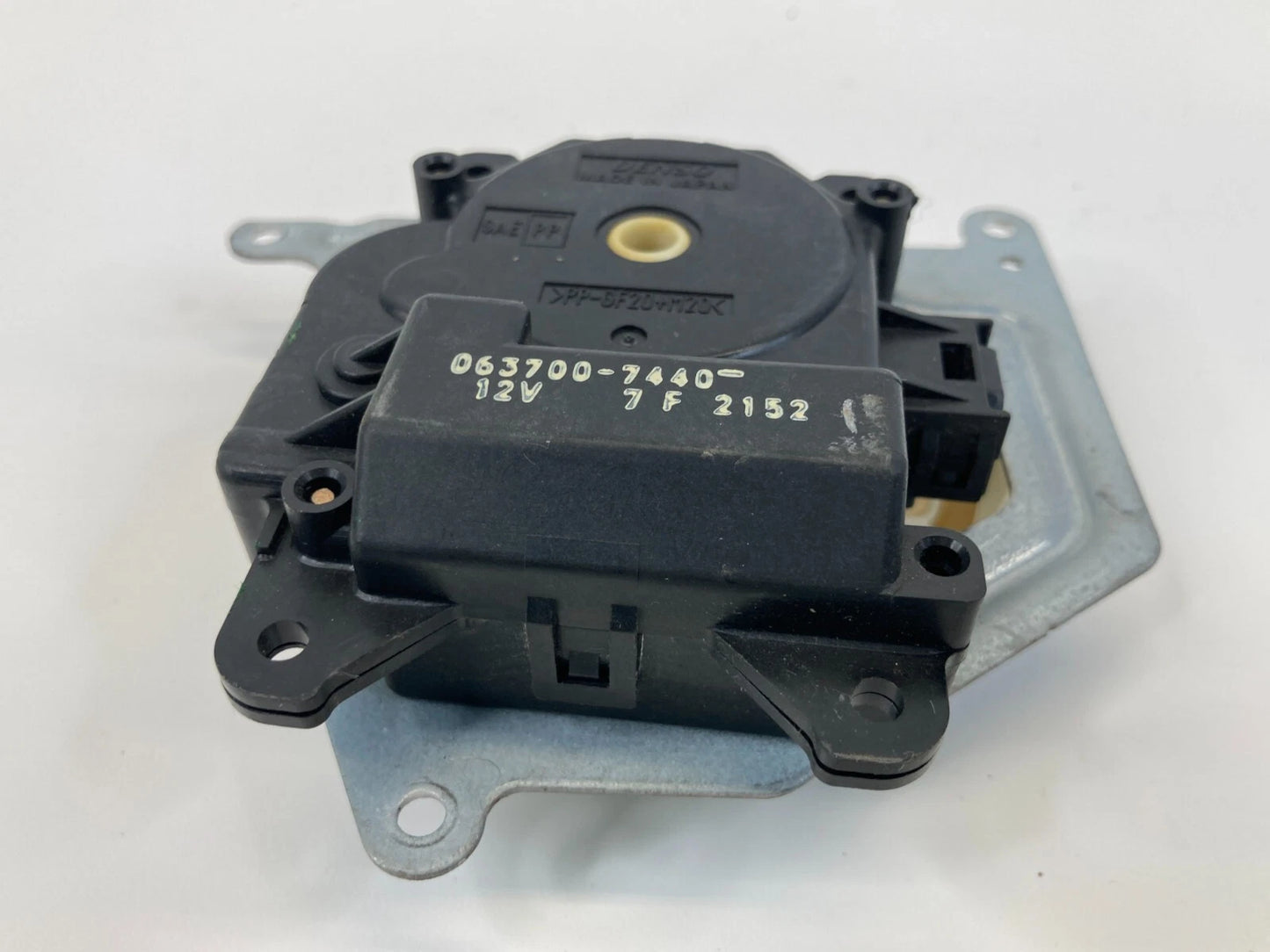 2005-2010 SCION TC A/C HEATER VENT FLAP SERVO CONTROL MOTOR 063700-7440 OEM