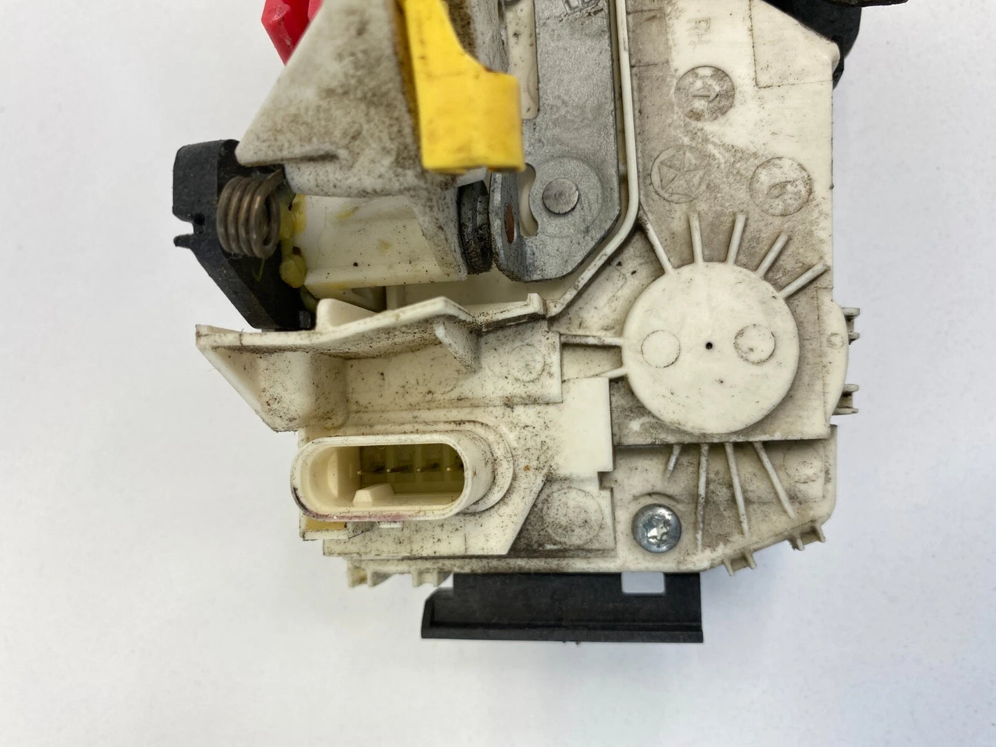 2011-2017 PATRIOT FRONT RIGHT PASSENGER DOOR LOCK LATCH ACTUATOR 04589422AG OEM