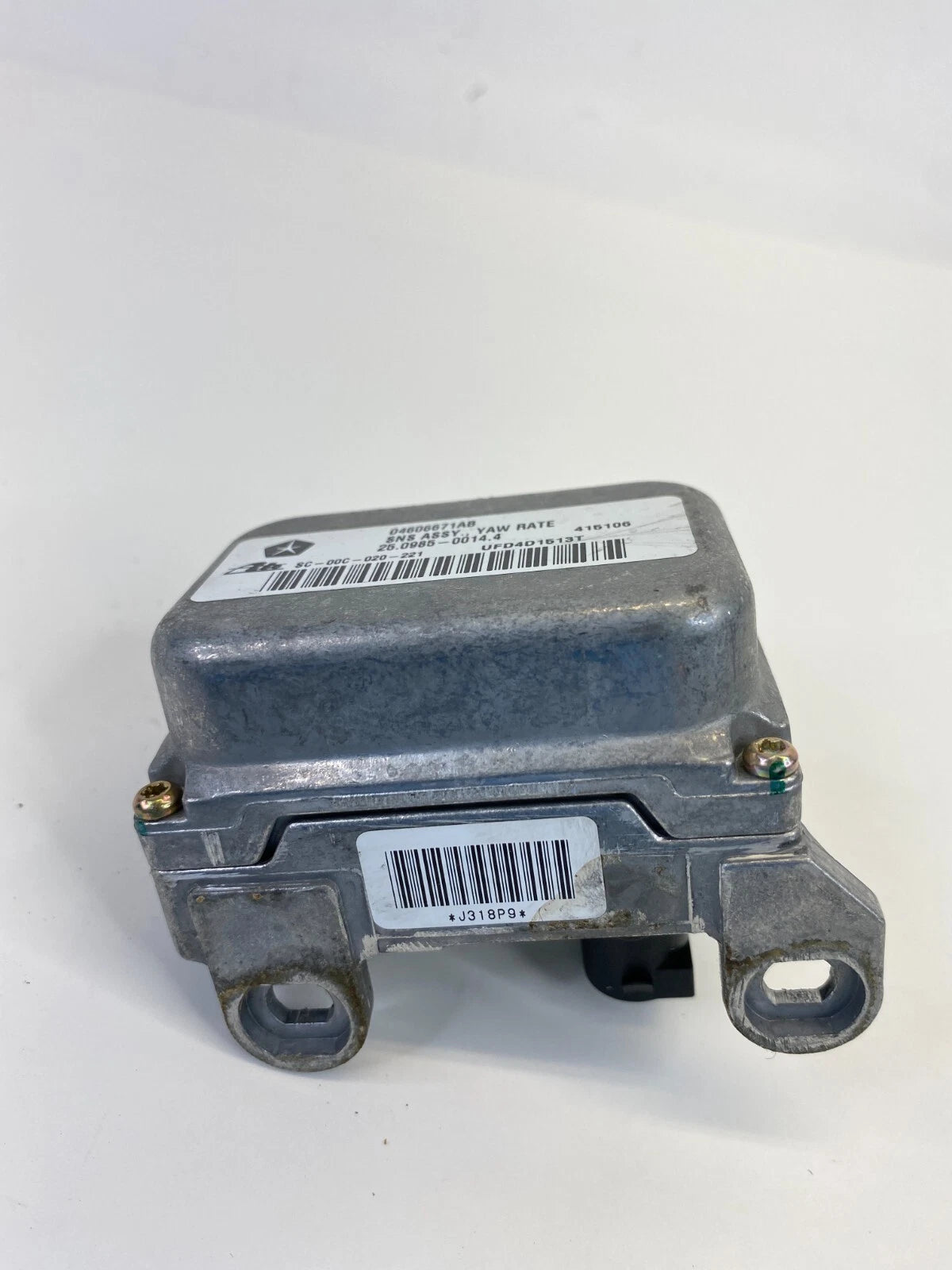 2005 2006 DODGE MAGNUM 3.5L YAW RATE STABILITY SENSOR MODULE 04606671AB OEM