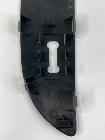 2007 2008 GMC ACADIA FRONT RIGHT SIDE POWER SEAT ADJUSTMENT SWITCH BEZEL TRIM