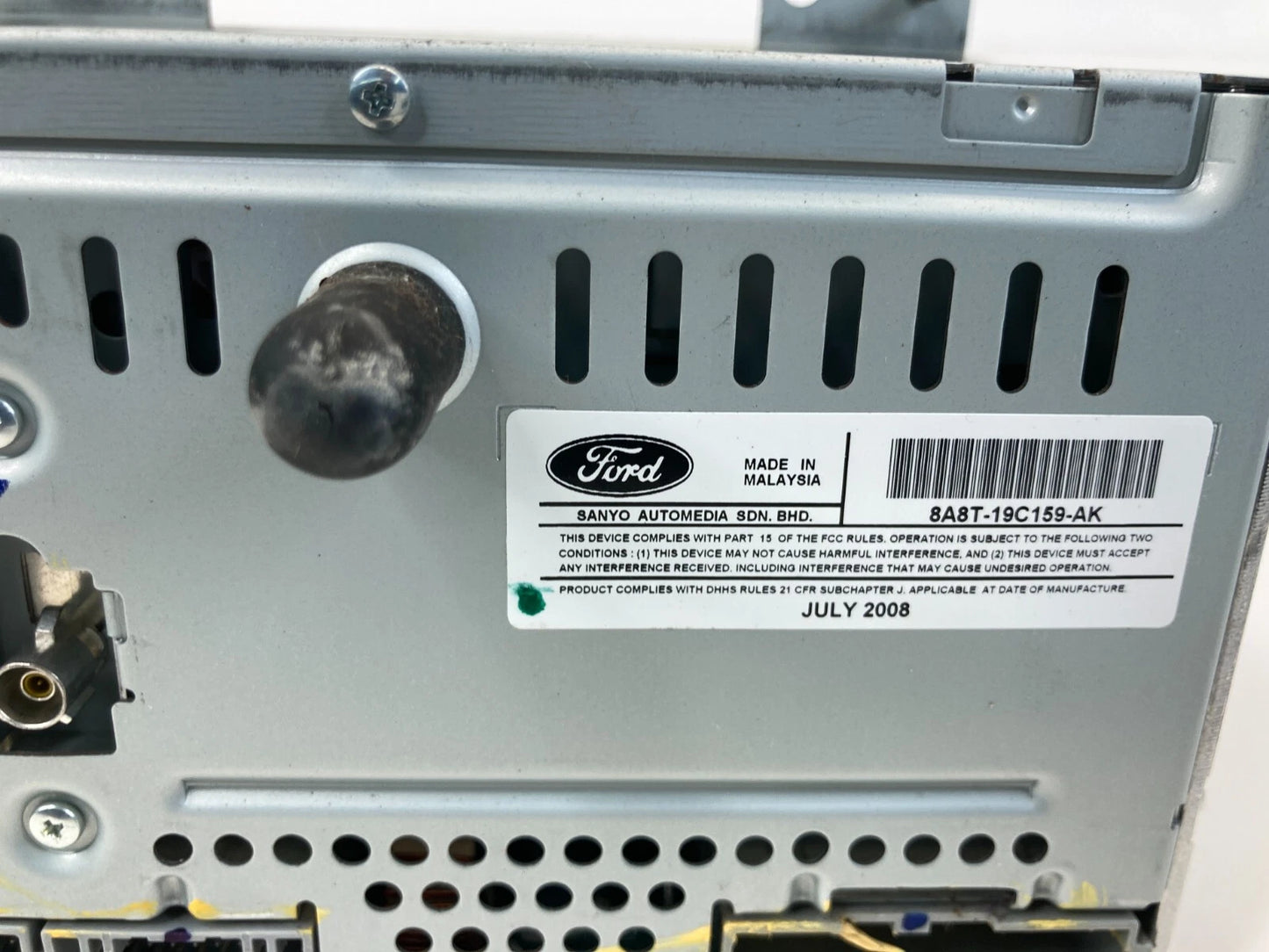 2009 09 FORD FLEX AM/FM RADIO RECEIVER CD PLAYER AUDIO 8A8T-19C159-AK OEM