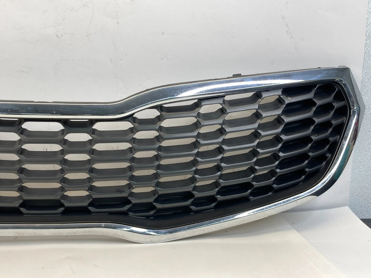2014 2015 2016 Kia Forte Sedan Front Upper Grill Grille OEM
