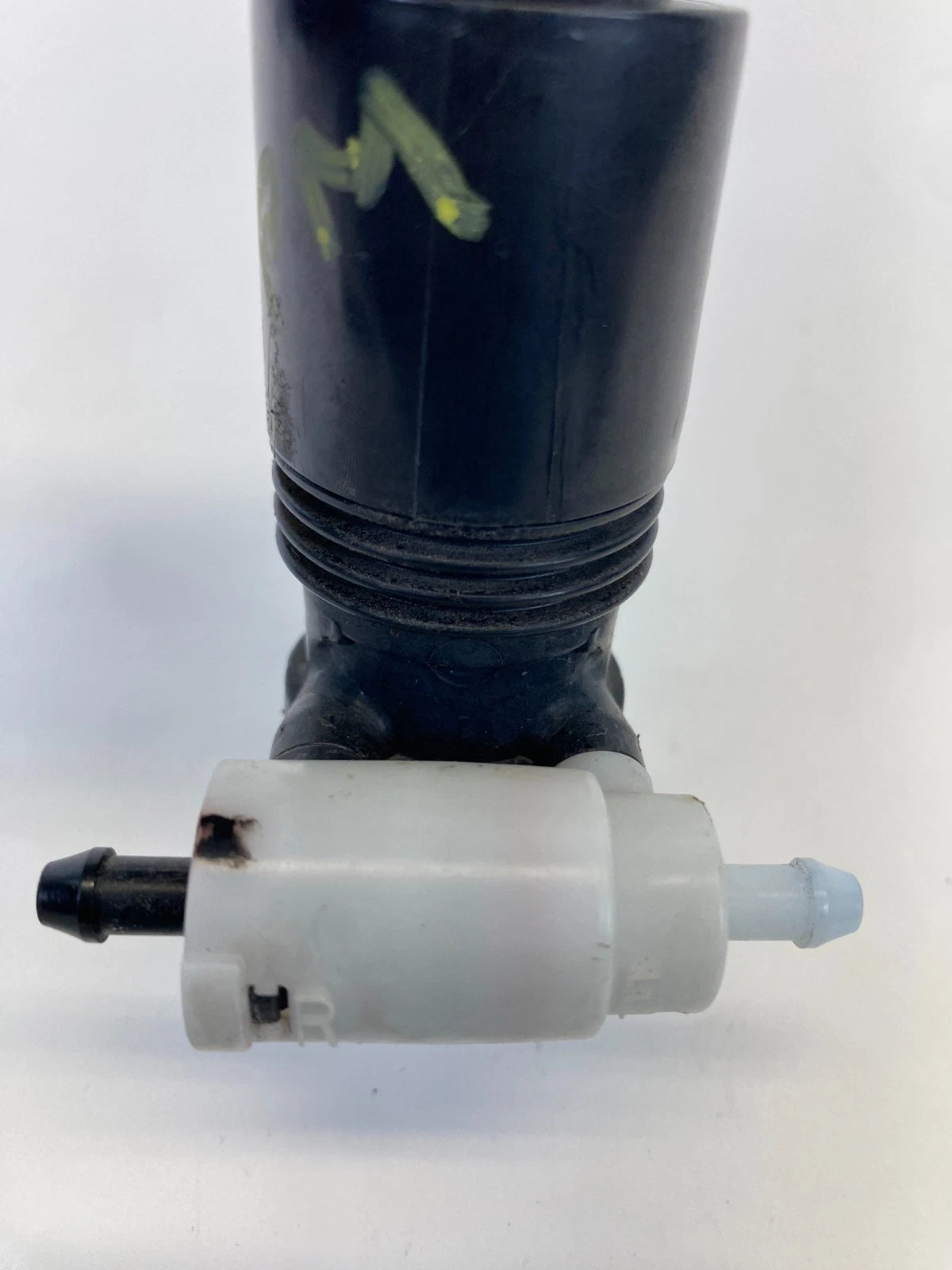 2007-2012 MERCEDES-BENZ GL450 WINDSHIELD WASHER FLUID PUMP MOTOR GENUINE OEM