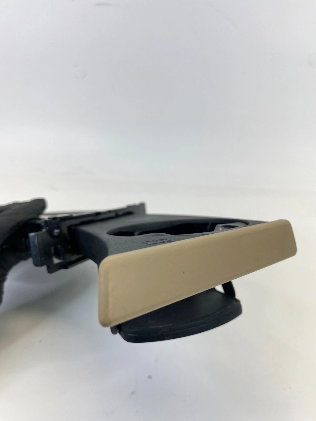 2007 2008 BMW 328XI FRONT LEFT DRIVER SIDE DASH CUP HOLDER TRAY 5145-7127406 OEM