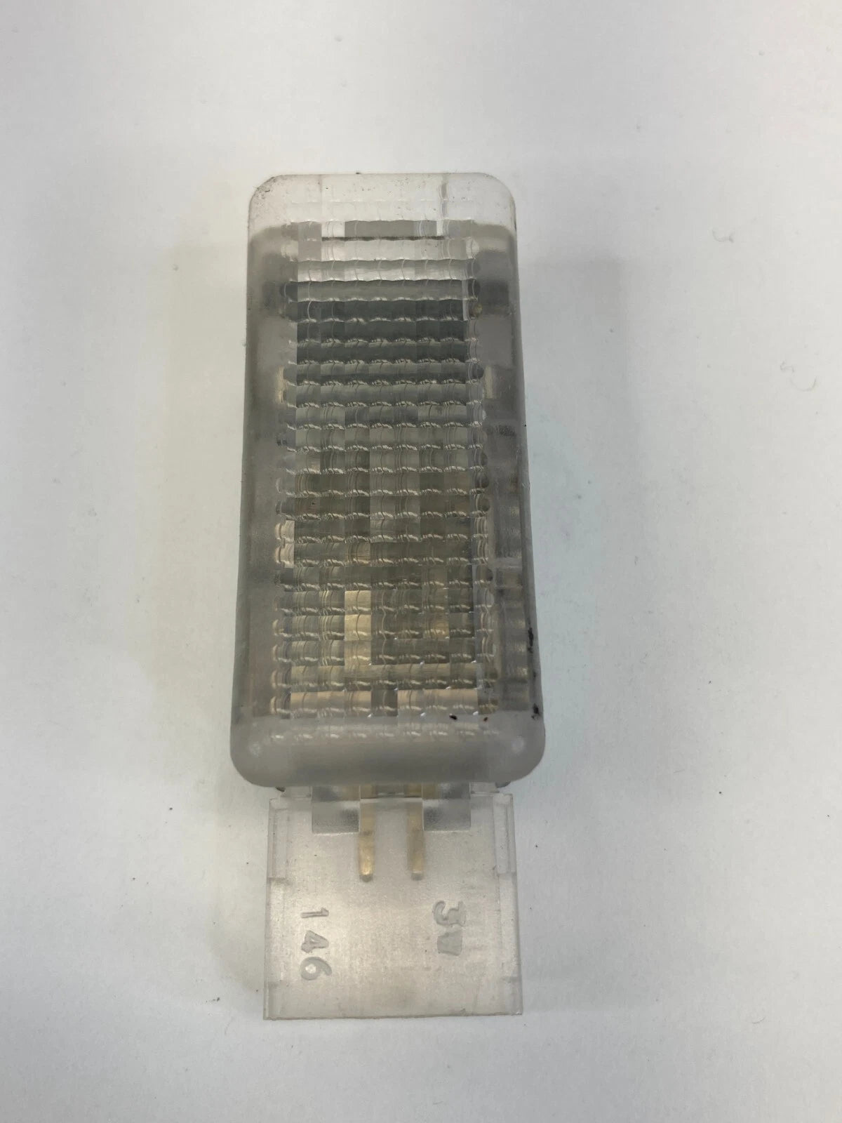 2012-2019 VOLKSWAGEN PASSAT INTERIOR GLOVE BOX WARNING LIGHT LAMP 6L0947565 OEM