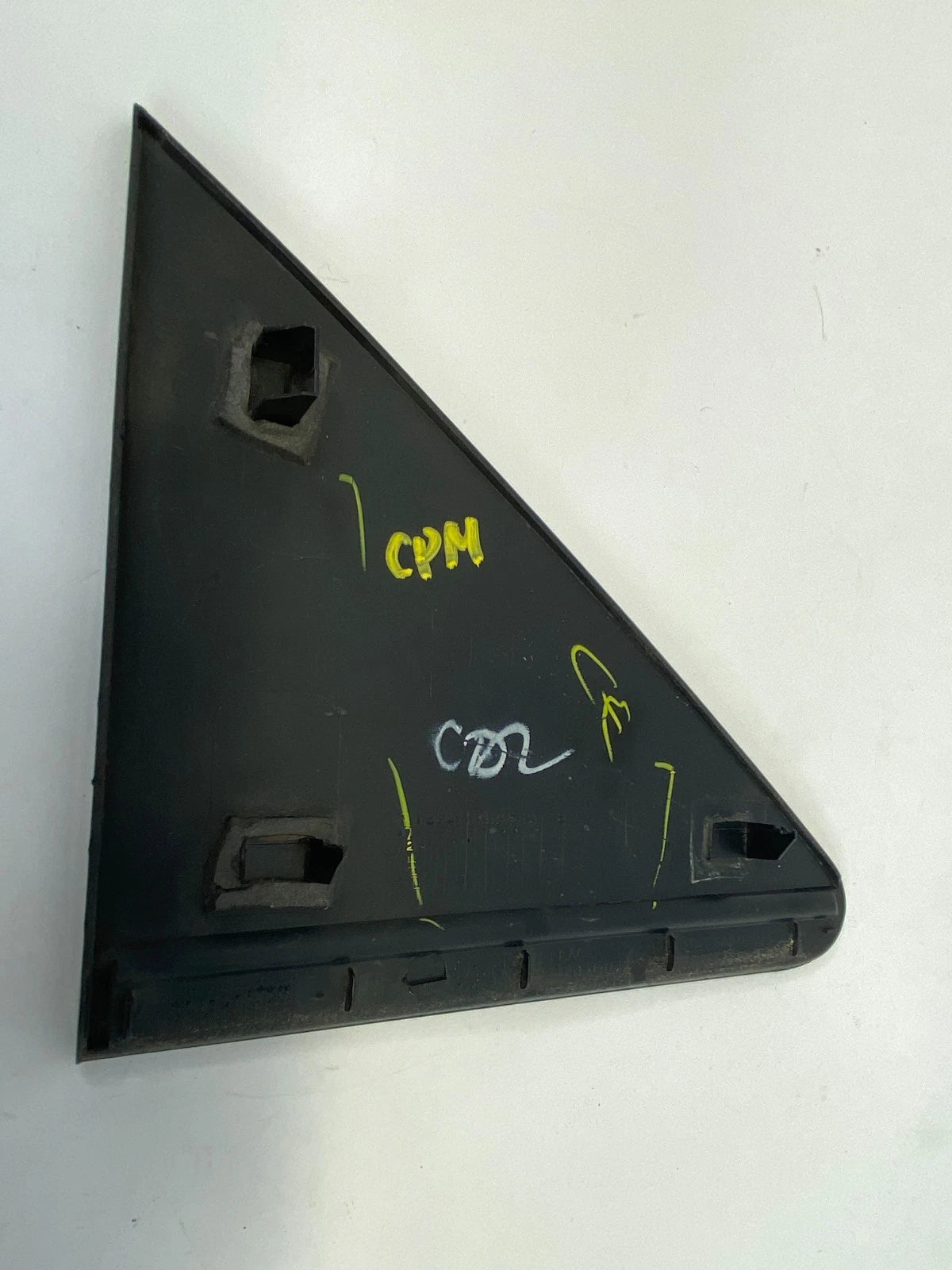 2011-2014 CHRYSLER 200 RIGHT REAR PASSENGER C PILLAR APPLIQUE TRIM 05116188AF