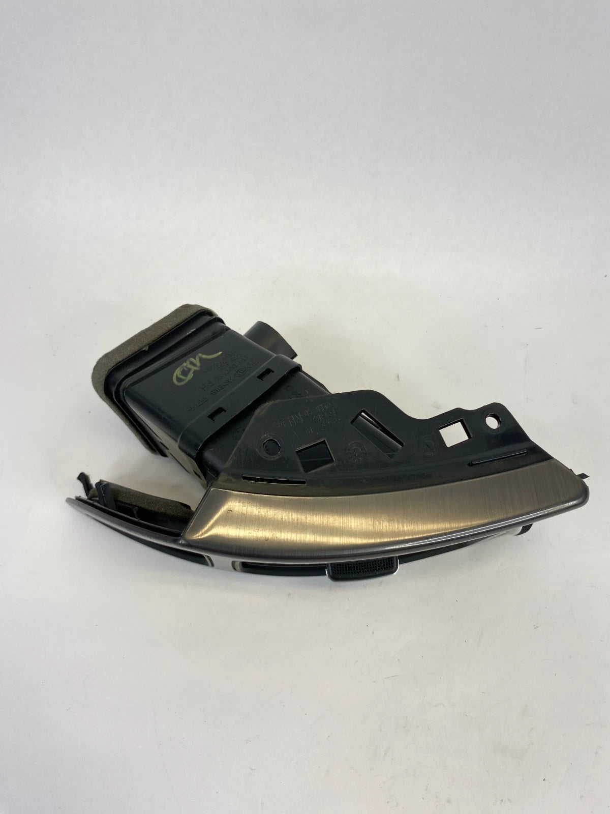 2011-2014 HYUNDAI SONATA DASH RIGHT SIDE A/C AIR VENT OUTER GRILLE OEM 3S9749000