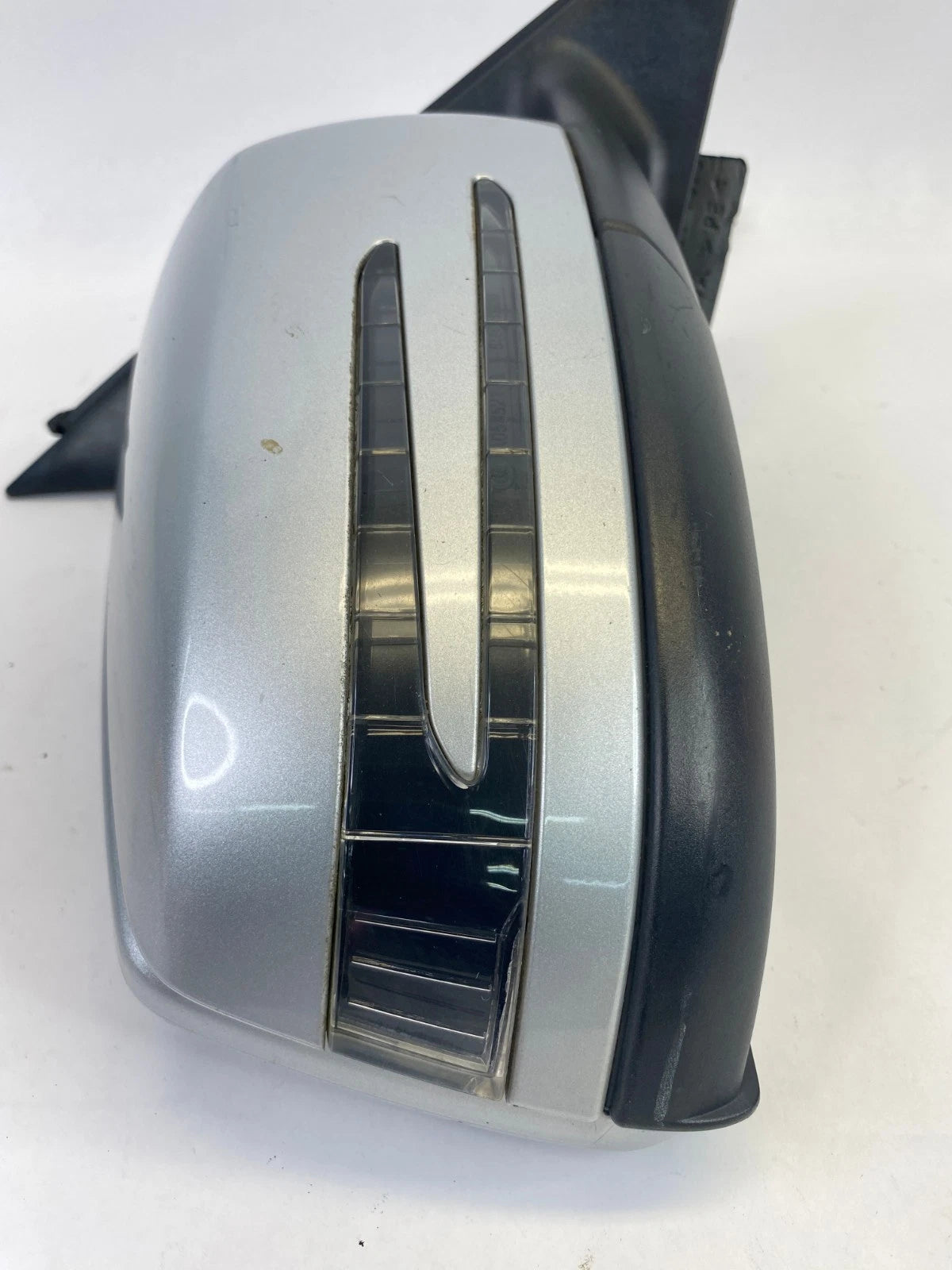 2010-2012 MERCEDES-BENZ GLK-350 PASSENGER RIGHT SIDE VIEW MIRROR OEM A2048102016