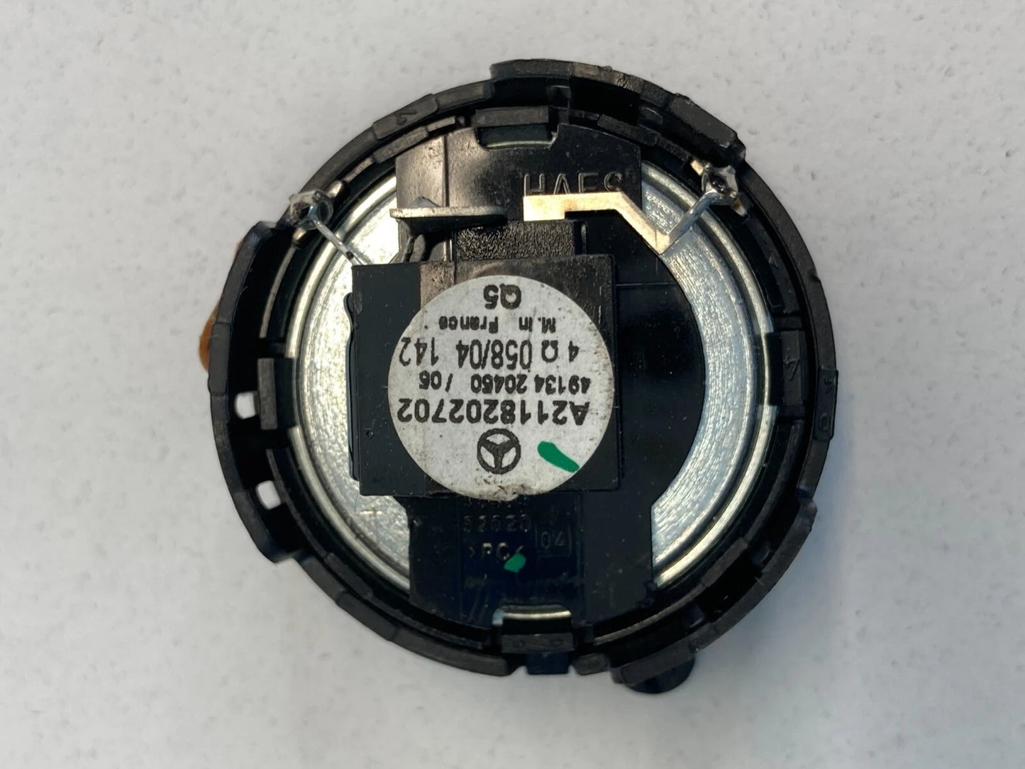 2003-2009 MERCEDES BENZ E320 FRONT LEFT DOOR TWEETER SPEAKER A2118202702 OEM