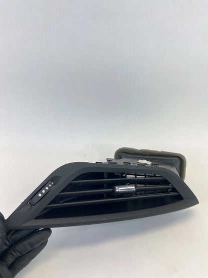 2010-2017 CHEVROLET EQUINOX FRONT CENTER DASH LEFT SIDE A/C AIR VENT GRILLE OEM