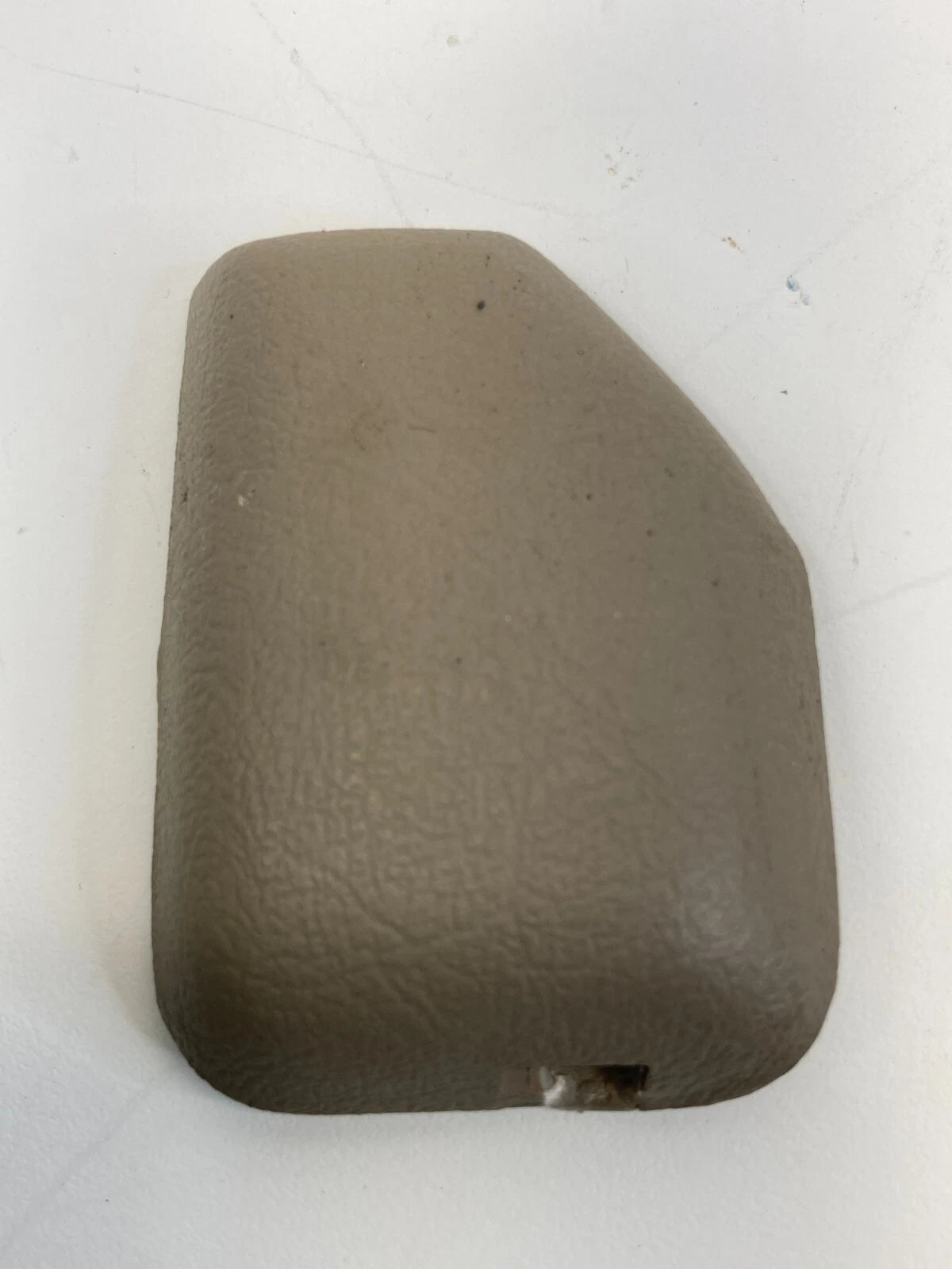 1999-2002 ACURA RL FRONT RIGHT SEAT FOOT TRACK RAIL CAP COVER 81192-SM4A OEM