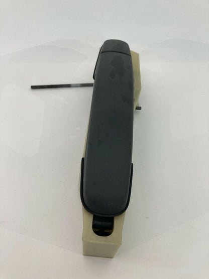 2005-2009 CHEVY EQUINOX REAR RIGHT OUTSIDE EXTERIOR DOOR HANDLE BLACK MODEL OEM