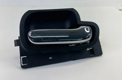 1998-2002 LINCOLN TOWN CAR INSIDE DOOR HANDLE PASSENGER REAR RH OEM F8V8-5421818