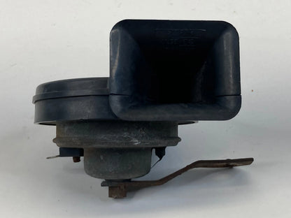 2000-2004 NISSAN XTERRA FRONTIER LOW TONE WARNING HORN SIGNAL UNIT 4267552 OEM